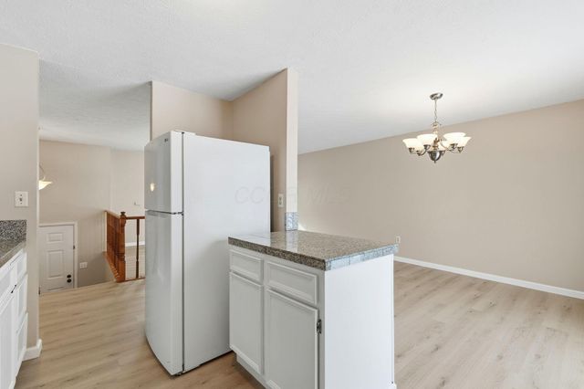 7330 Woodlow Drive, Reynoldsburg, OH 43068