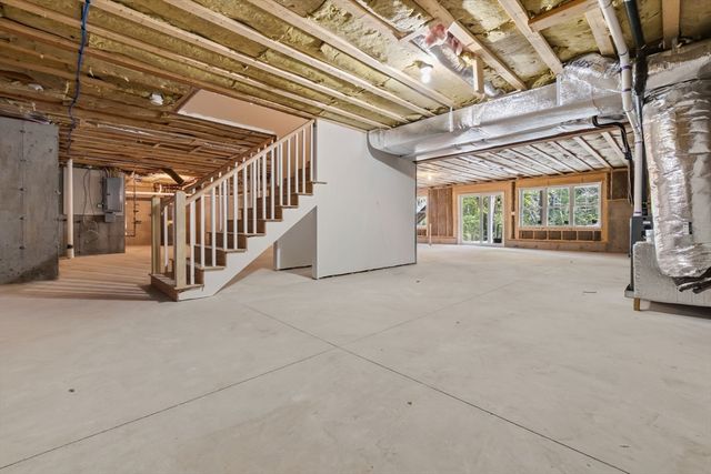 11 Betsy Lane, Rowley, MA 01969