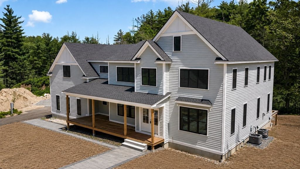 11 Betsy Lane, Rowley, MA 01969
