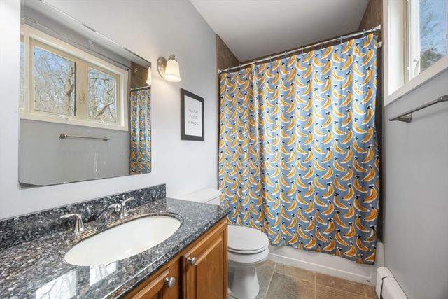 16 Ellisville Rd, Plymouth, MA 02360