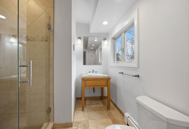 16 Ellisville Rd, Plymouth, MA 02360