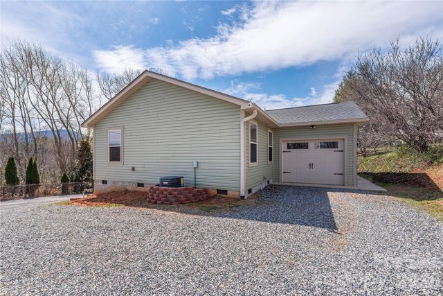 20 Golden Tree Lane, Asheville, NC 28806