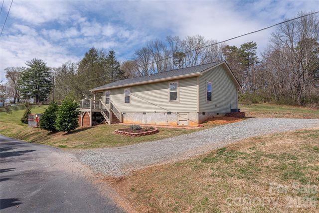 20 Golden Tree Lane, Asheville, NC 28806