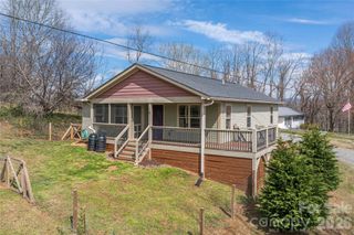 20 Golden Tree Lane, Asheville, NC 28806