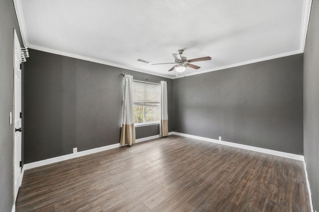 8616 Tumbleweed Drive, Cross Roads, TX 76227