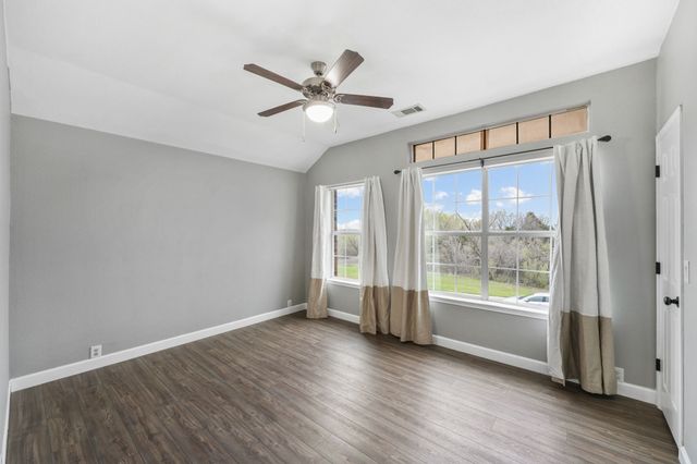 8616 Tumbleweed Drive, Cross Roads, TX 76227