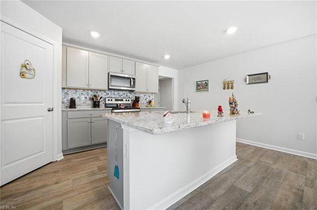 236 Landview LN, Franklin, VA 23851