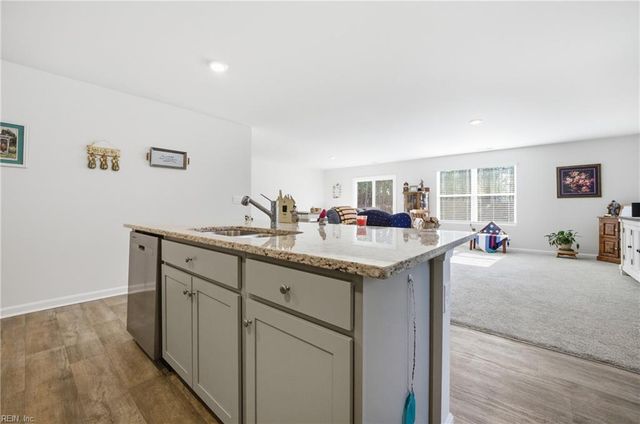 236 Landview LN, Franklin, VA 23851