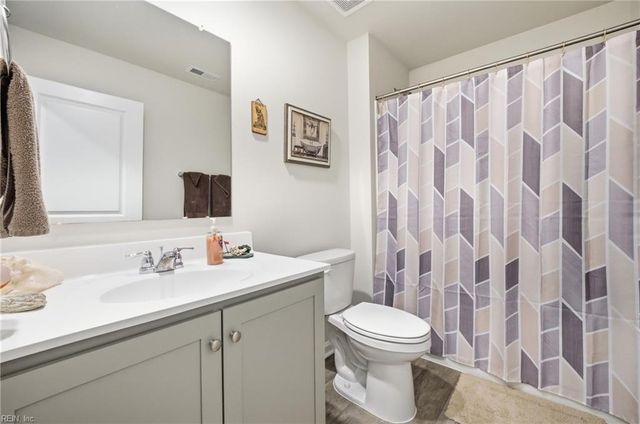 236 Landview LN, Franklin, VA 23851