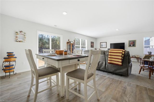 236 Landview LN, Franklin, VA 23851