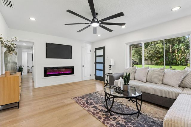 1718 CAMPBELL AVENUE, Orlando, FL 32806