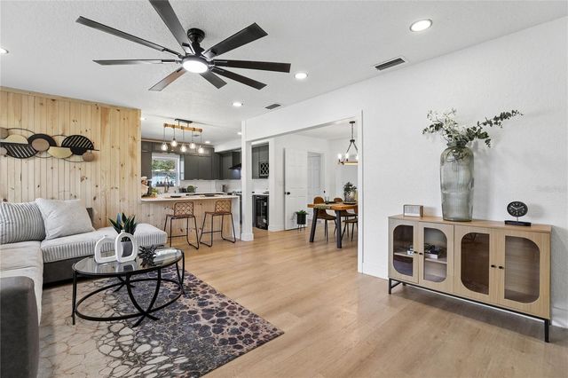 1718 CAMPBELL AVENUE, Orlando, FL 32806