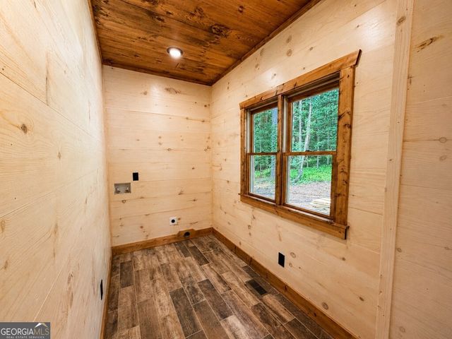 340 S Old Aska Road, Blue Ridge, GA 30513