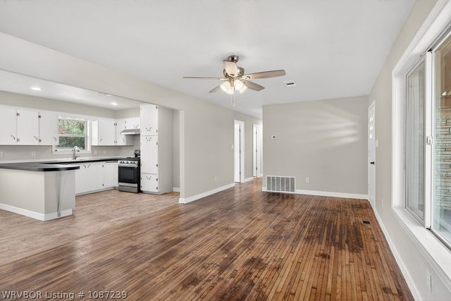 3928 Highway 59, Van Buren, AR 72956