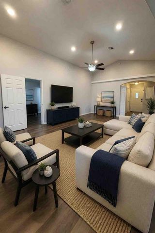 2965 COOL BREEZE CIRCLE, St Cloud, FL 34769