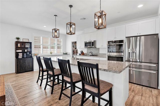 2692 Half Dome Court, Jurupa Valley, CA 92309