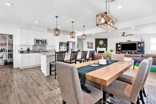 2692 Half Dome Court, Jurupa Valley, CA 92309