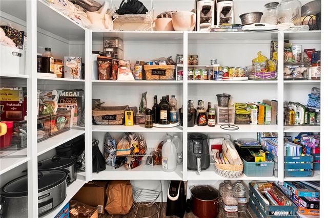 2692 Half Dome Court, Jurupa Valley, CA 92309