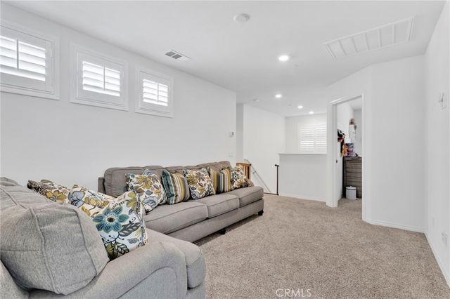 2692 Half Dome Court, Jurupa Valley, CA 92309