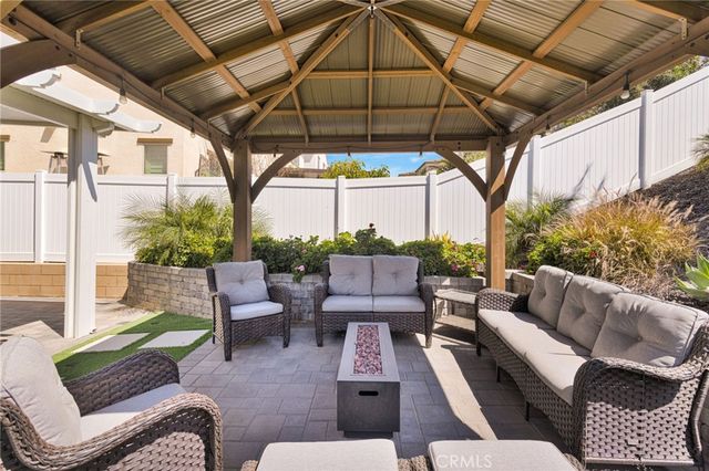 2692 Half Dome Court, Jurupa Valley, CA 92309