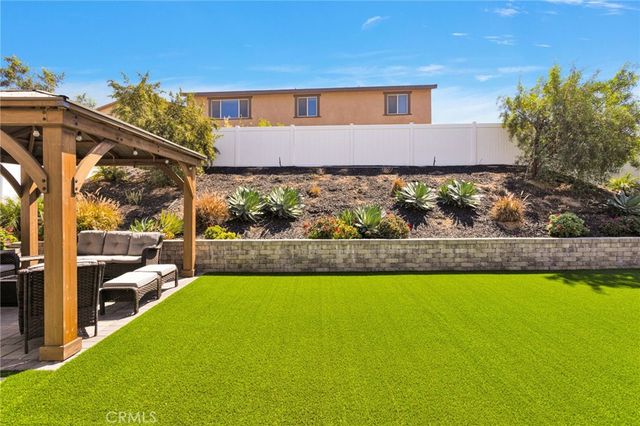 2692 Half Dome Court, Jurupa Valley, CA 92309