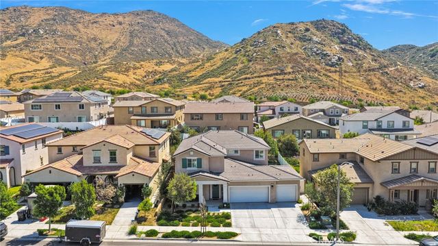 2692 Half Dome Court, Jurupa Valley, CA 92309