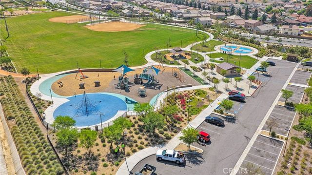 2692 Half Dome Court, Jurupa Valley, CA 92309