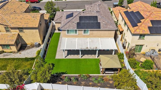 2692 Half Dome Court, Jurupa Valley, CA 92309