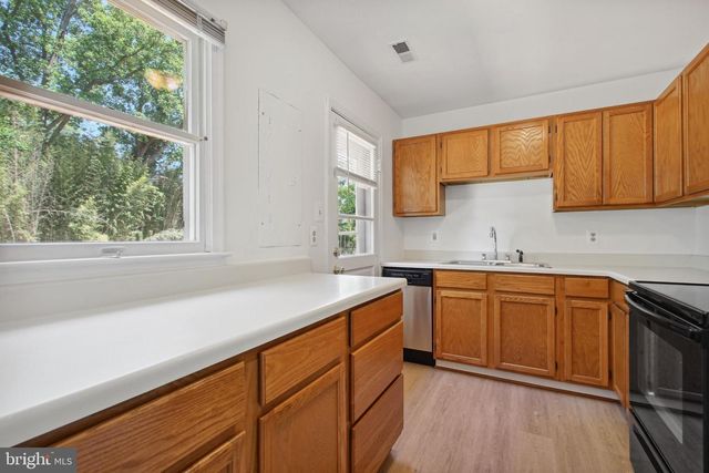 2023 GRIFFITH RD, Falls Church, VA 22043