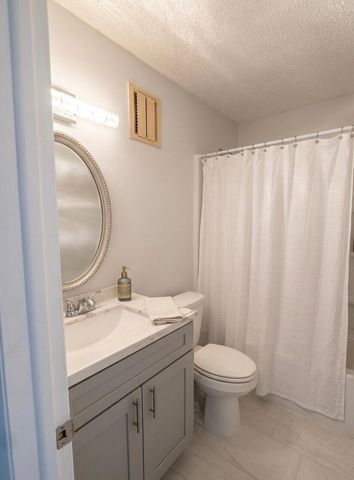 2245 WHITE PINE Circle D, Greenacres, FL 33415