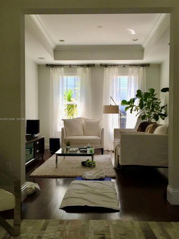 5000 SW 73rd Ter, Miami, FL 33143