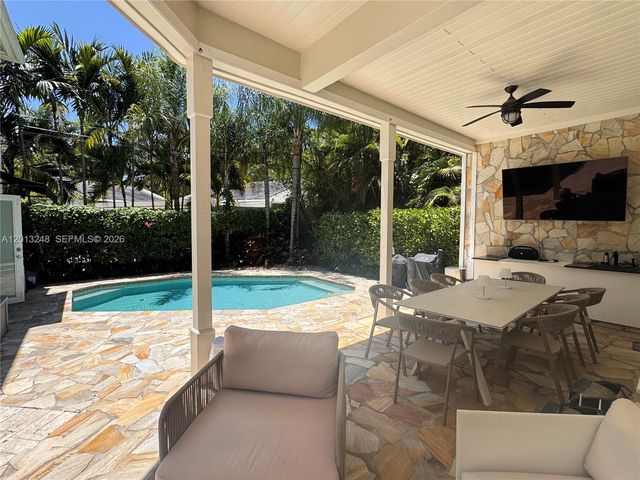 5000 SW 73rd Ter, Miami, FL 33143