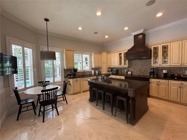 5000 SW 73rd Ter, Miami, FL 33143
