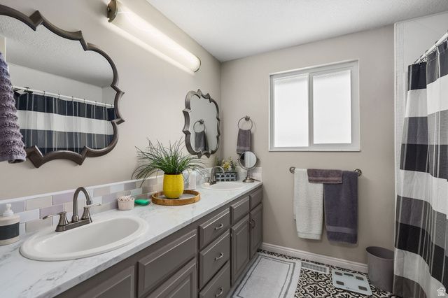 5888 S 3650 W, Roy, UT 84067