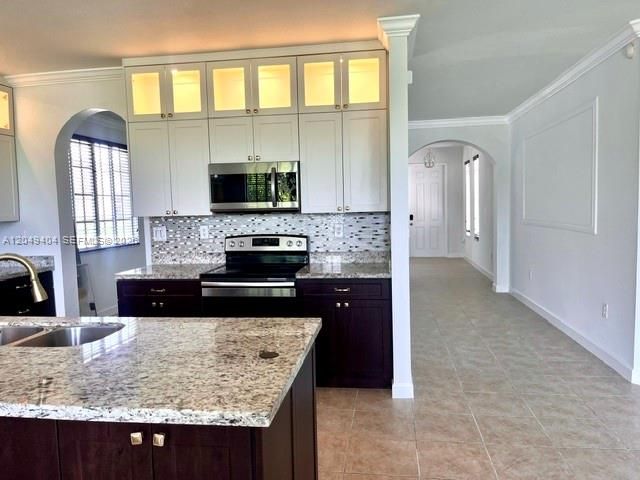 27448 SW 143rd Court, Homestead, FL 33032
