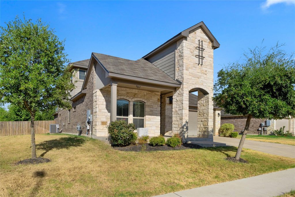 912 Canvasback Creek DR, Leander, TX 78641
