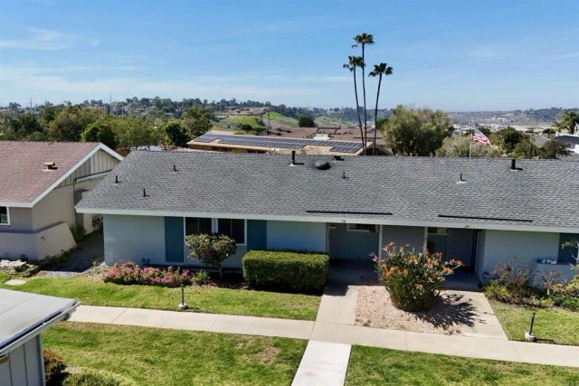 3685 Vista Campana North 30, Oceanside, CA 92057