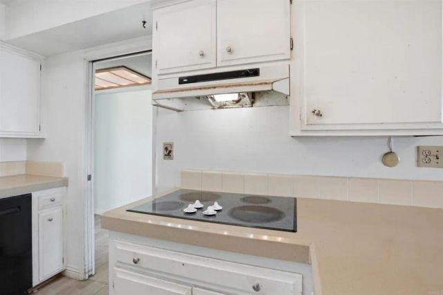 3685 Vista Campana North 30, Oceanside, CA 92057