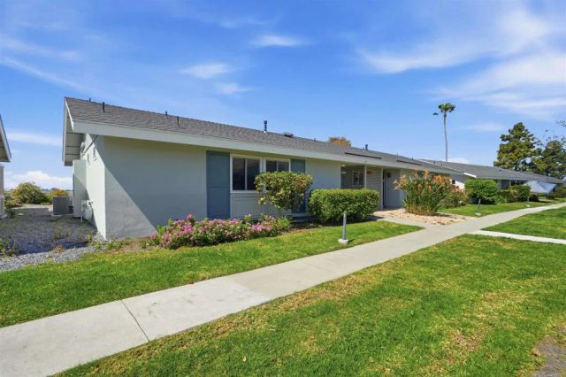 3685 Vista Campana North 30, Oceanside, CA 92057