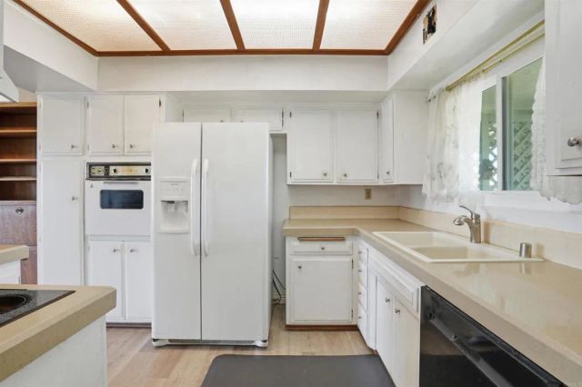 3685 Vista Campana North 30, Oceanside, CA 92057