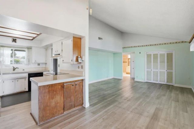 3685 Vista Campana North 30, Oceanside, CA 92057