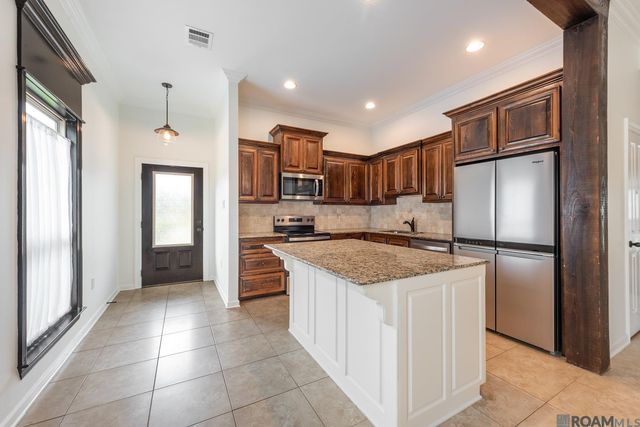 1680 Seville Dr, St Gabriel, LA 70776