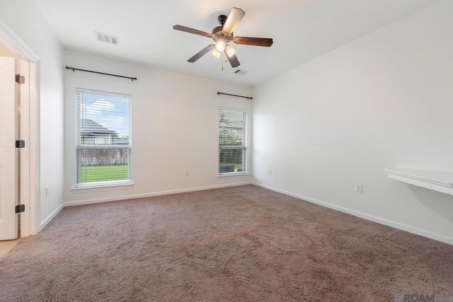 1680 Seville Dr, St Gabriel, LA 70776