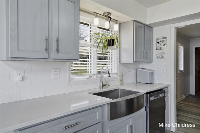 6390 Lakeshore Drive, Saranac, MI 48881