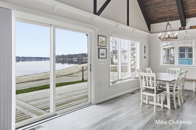 6390 Lakeshore Drive, Saranac, MI 48881