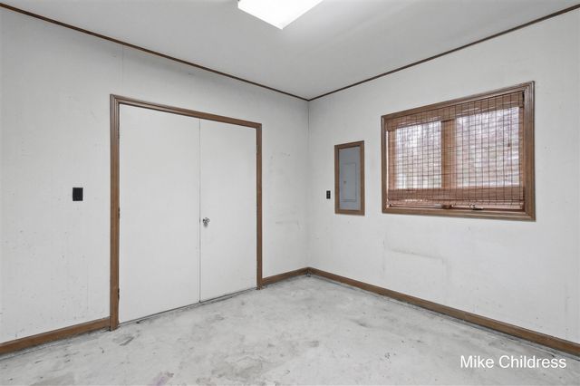 6390 Lakeshore Drive, Saranac, MI 48881