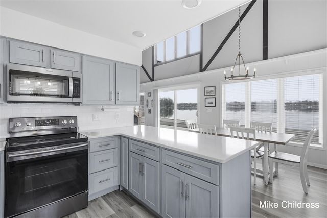 6390 Lakeshore Drive, Saranac, MI 48881