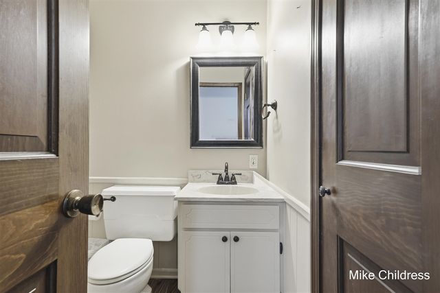 6390 Lakeshore Drive, Saranac, MI 48881