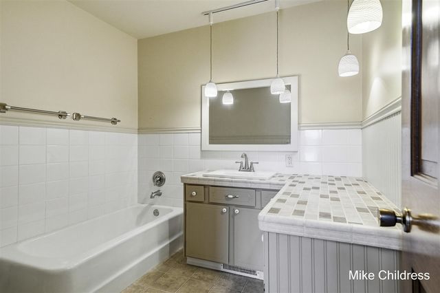 6390 Lakeshore Drive, Saranac, MI 48881