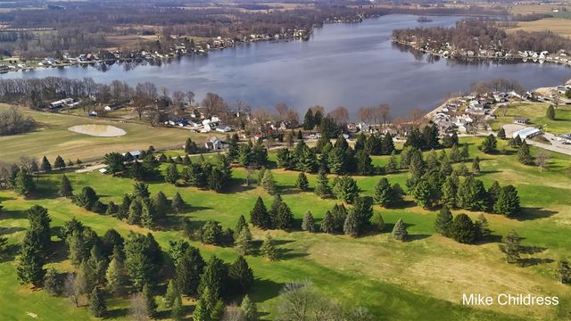 6390 Lakeshore Drive, Saranac, MI 48881